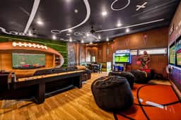 Game Day Clubhouse | Waterpark Resort & Game Room