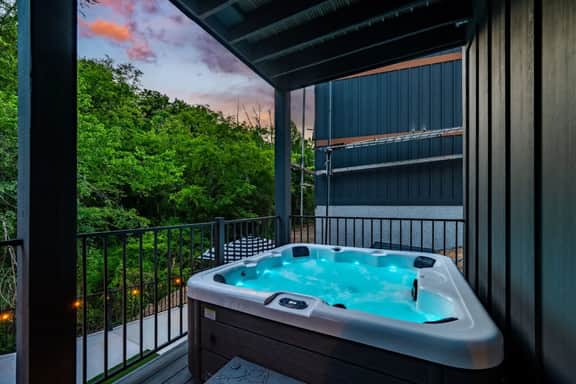 Game Day Clubhouse | Waterpark Resort & Game Room